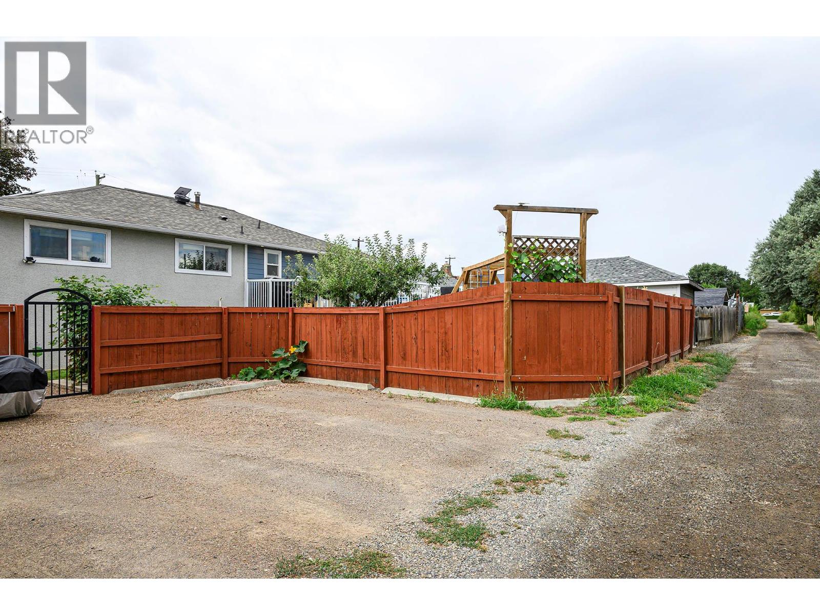 Photo 29 of 259 Beach Avenue, Kamloops BC