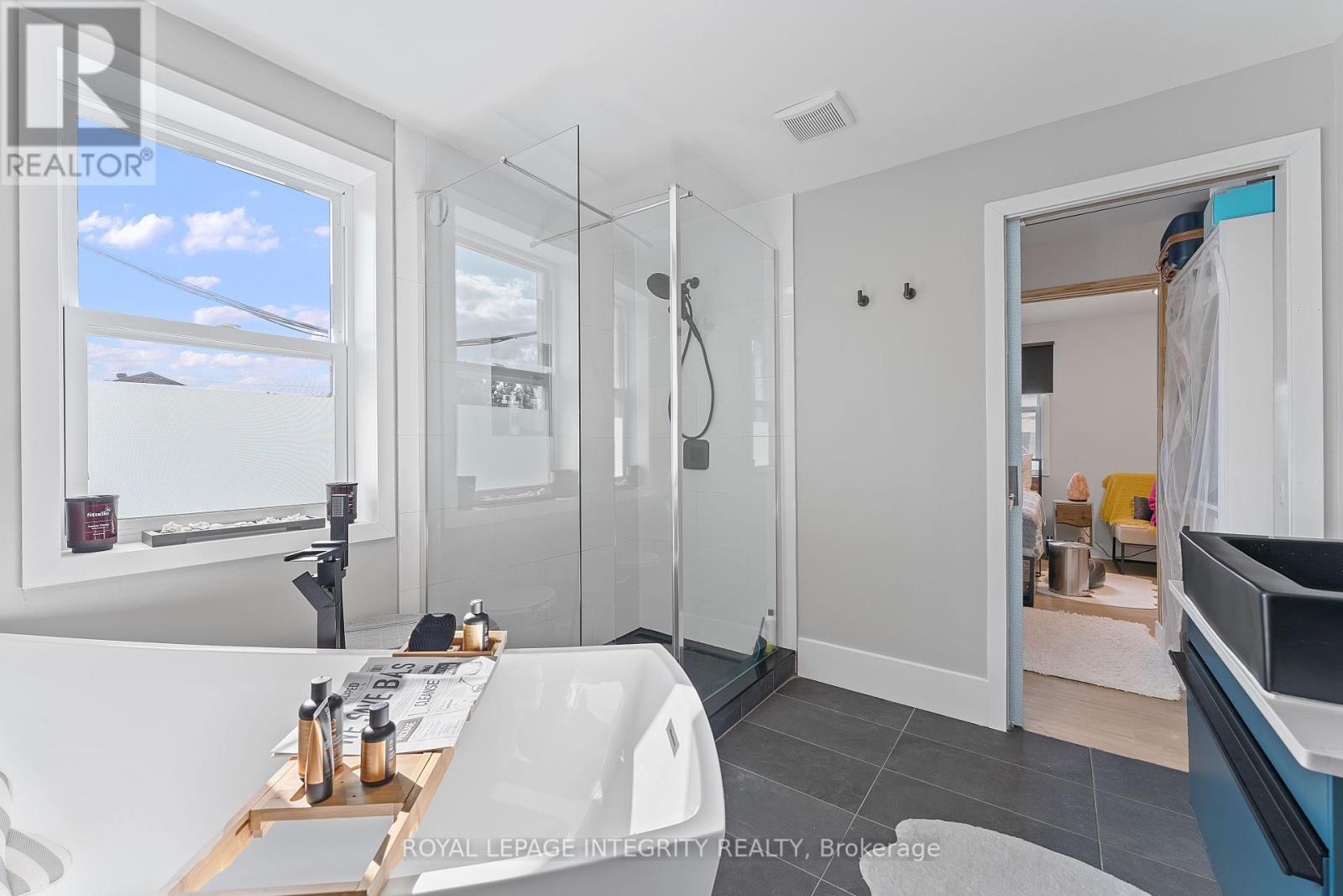 Photo 18 of 2234 Laval Street, Clarencerockland ON
