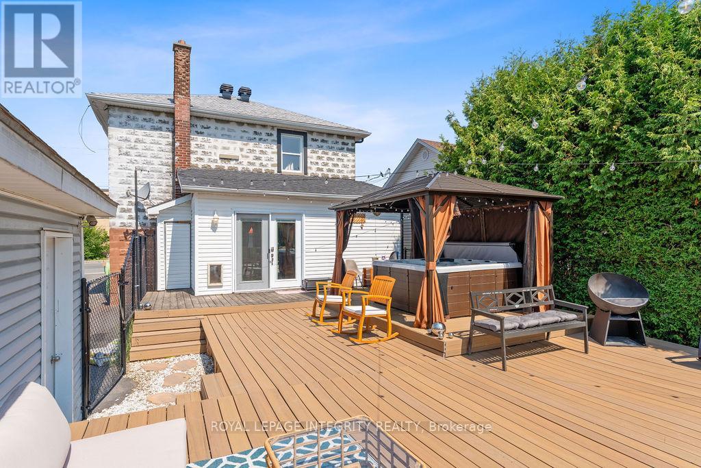 Photo 36 of 2234 Laval Street, Clarencerockland ON