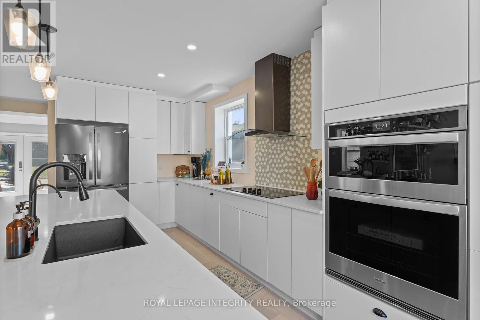 Photo 5 of 2234 Laval Street, Clarencerockland ON