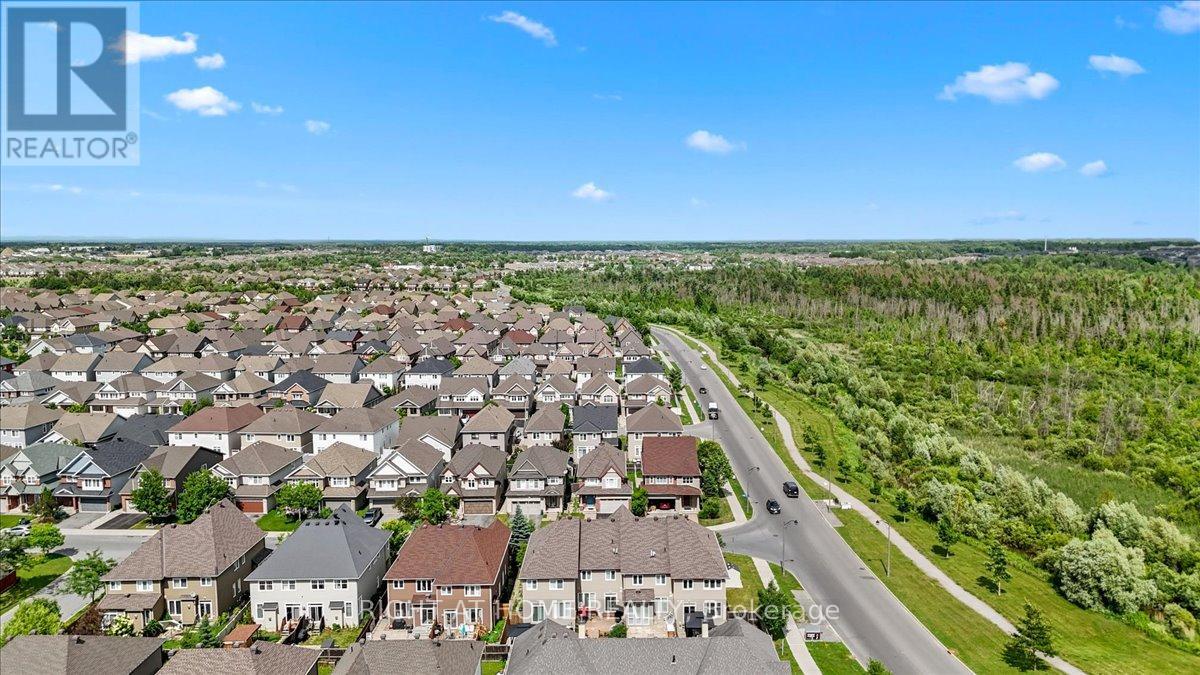 Photo 42 of 601 Willowmere Way, Ottawa ON