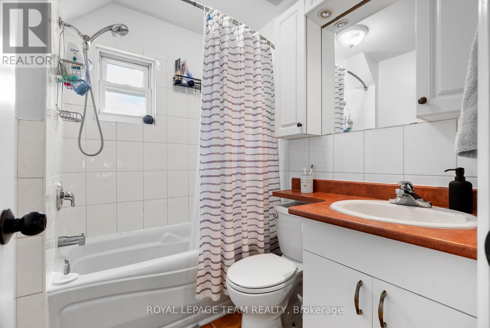 Photo 18 of 240 Garneau Street, Ottawa ON