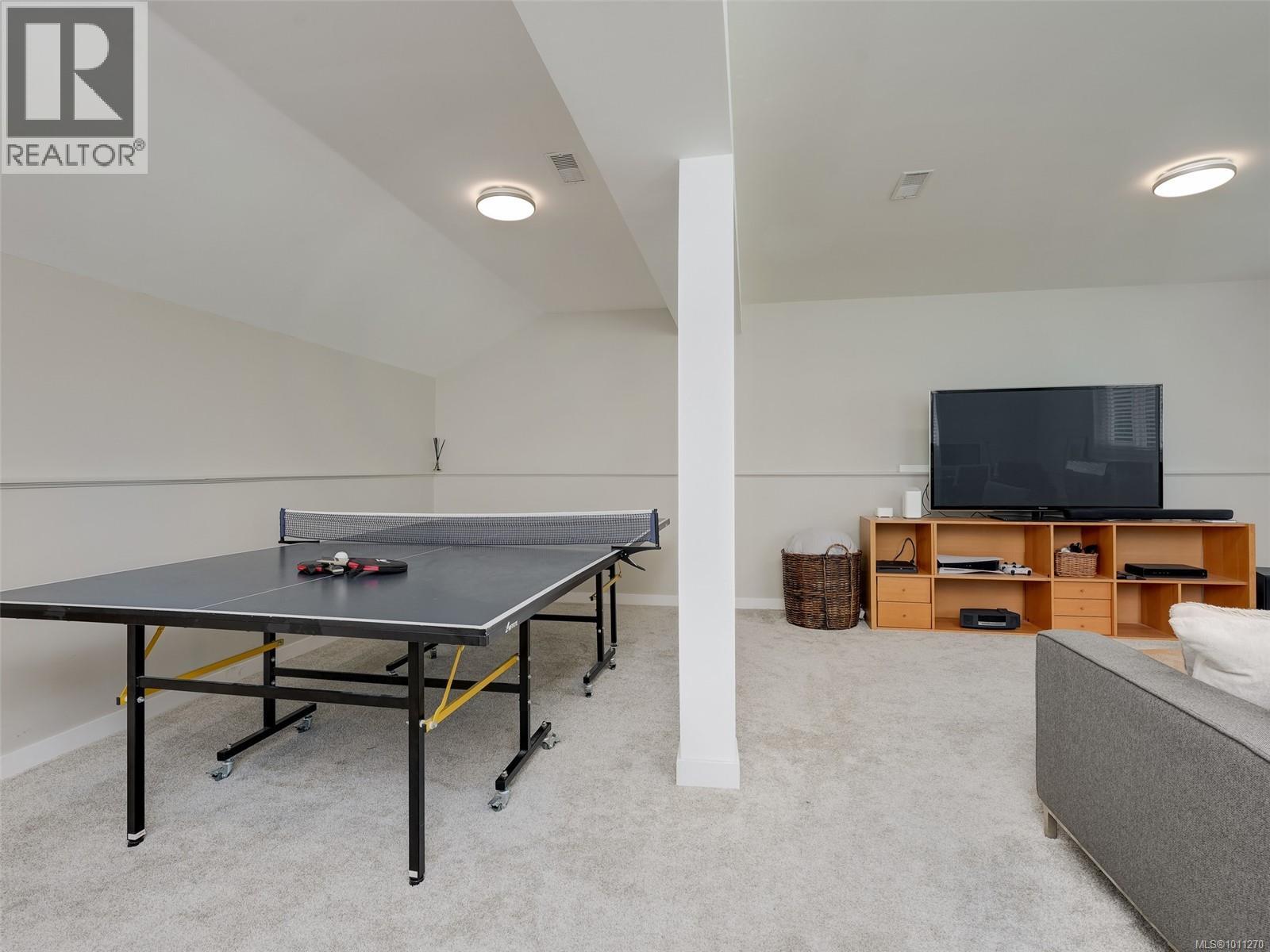 Photo 27 of 2526 Dalhousie St, Oak Bay BC