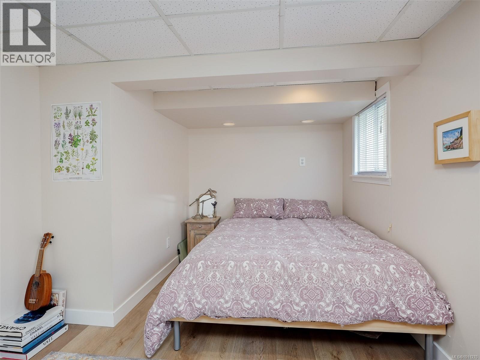 Photo 1 of 2526 Dalhousie St, Oak Bay BC