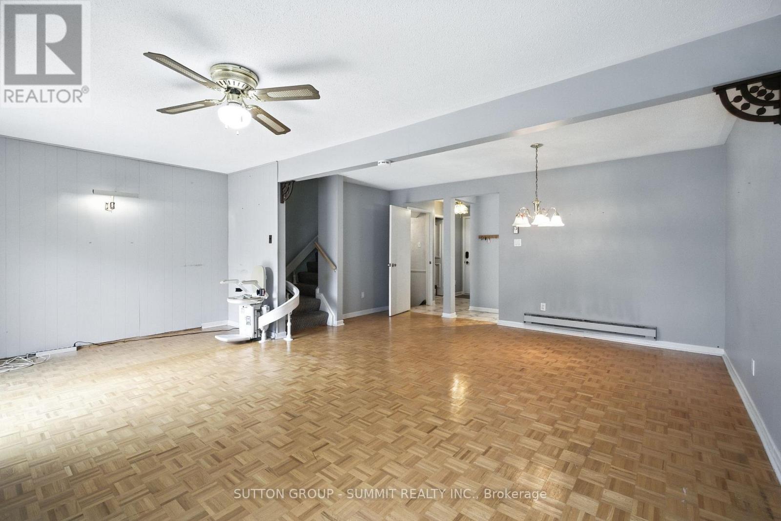 Photo 12 of 17 1450 Sixth Line, Oakville ON