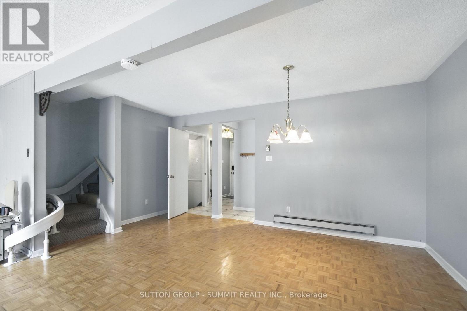 Photo 15 of 17 1450 Sixth Line, Oakville ON