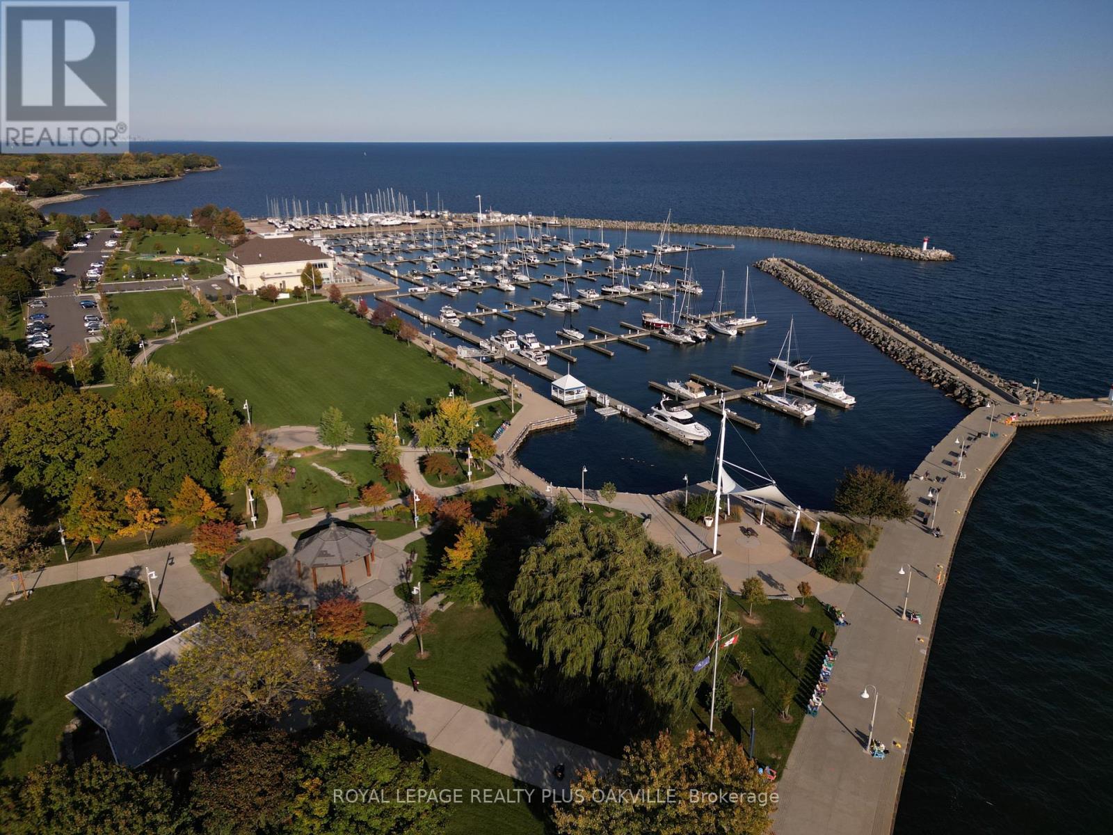 Photo 31 of 508 2263 Marine Drive, Oakville ON