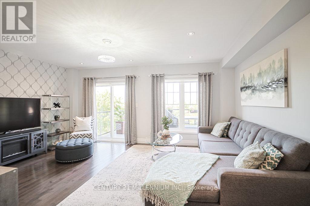 Photo 11 of 32 Davenhill Road, Brampton ON