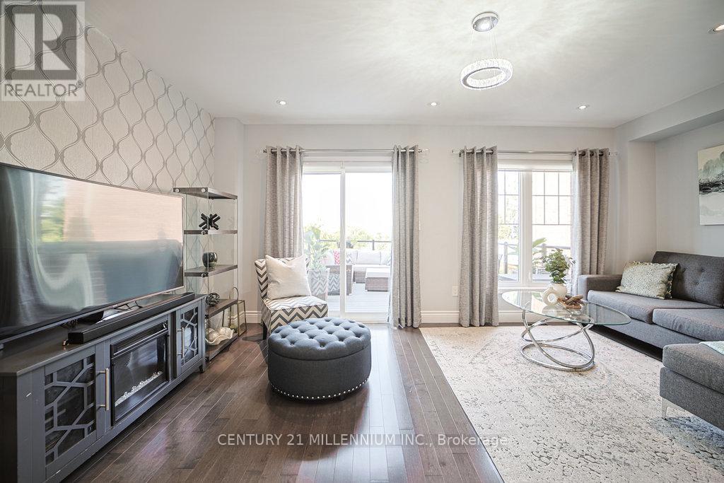 Photo 12 of 32 Davenhill Road, Brampton ON
