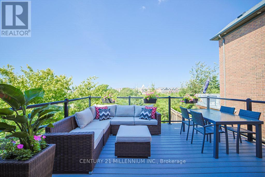 Photo 13 of 32 Davenhill Road, Brampton ON