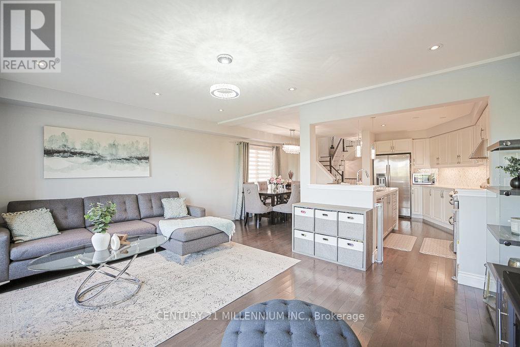 Photo 17 of 32 Davenhill Road, Brampton ON