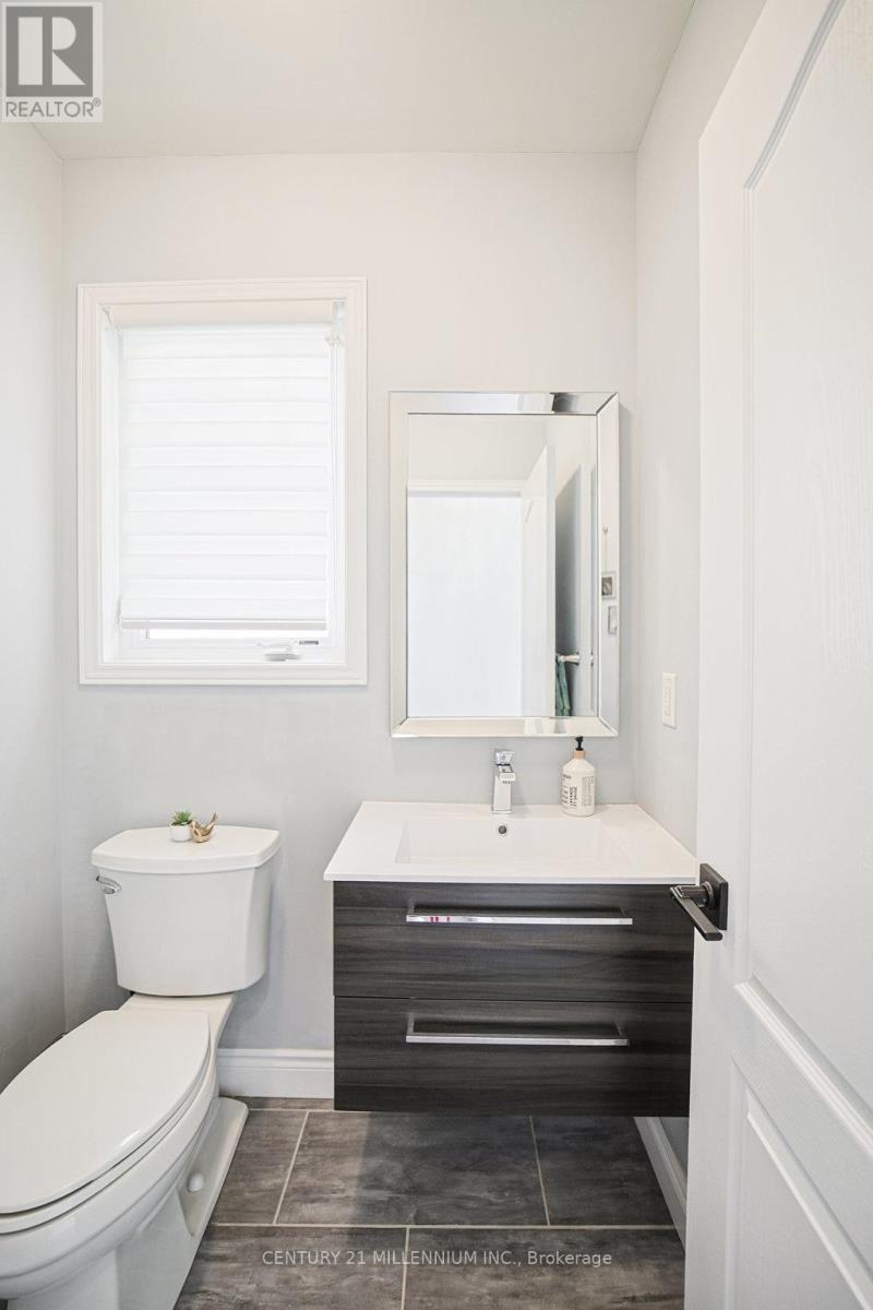 Photo 23 of 32 Davenhill Road, Brampton ON