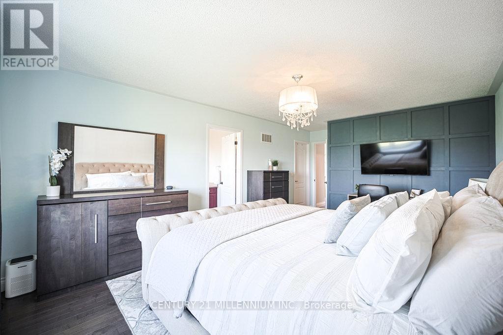 Photo 27 of 32 Davenhill Road, Brampton ON