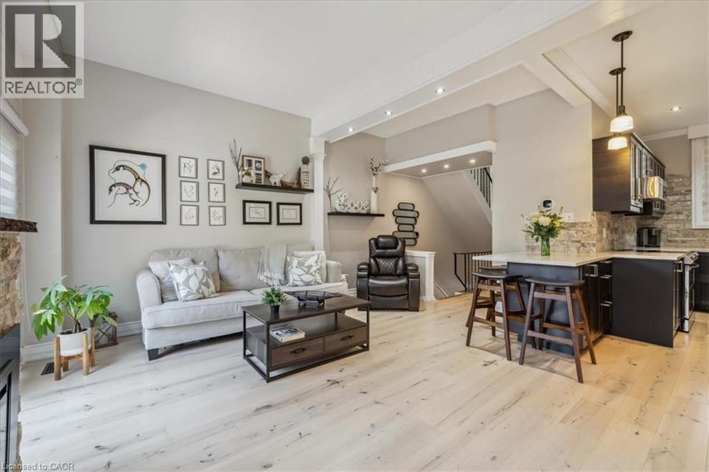 Photo 13 of 2301 Cavendish Drive Unit 150, Burlington ON