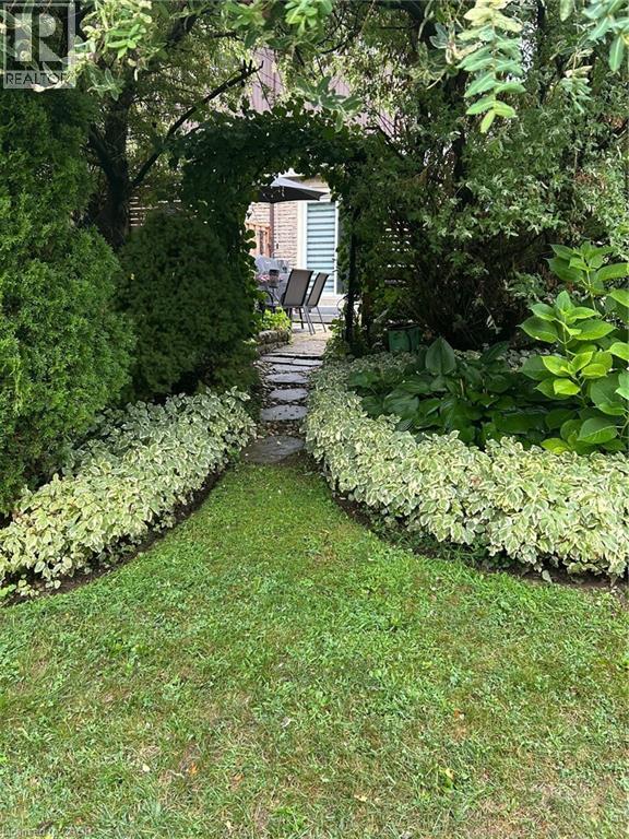Photo 42 of 2301 Cavendish Drive Unit 150, Burlington ON