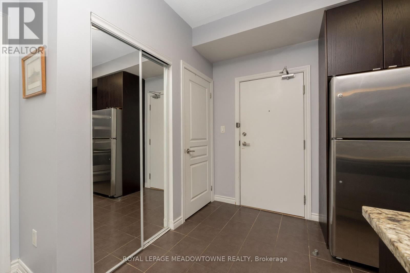 Photo 6 of 125 570 Lolita Gardens, Mississauga ON