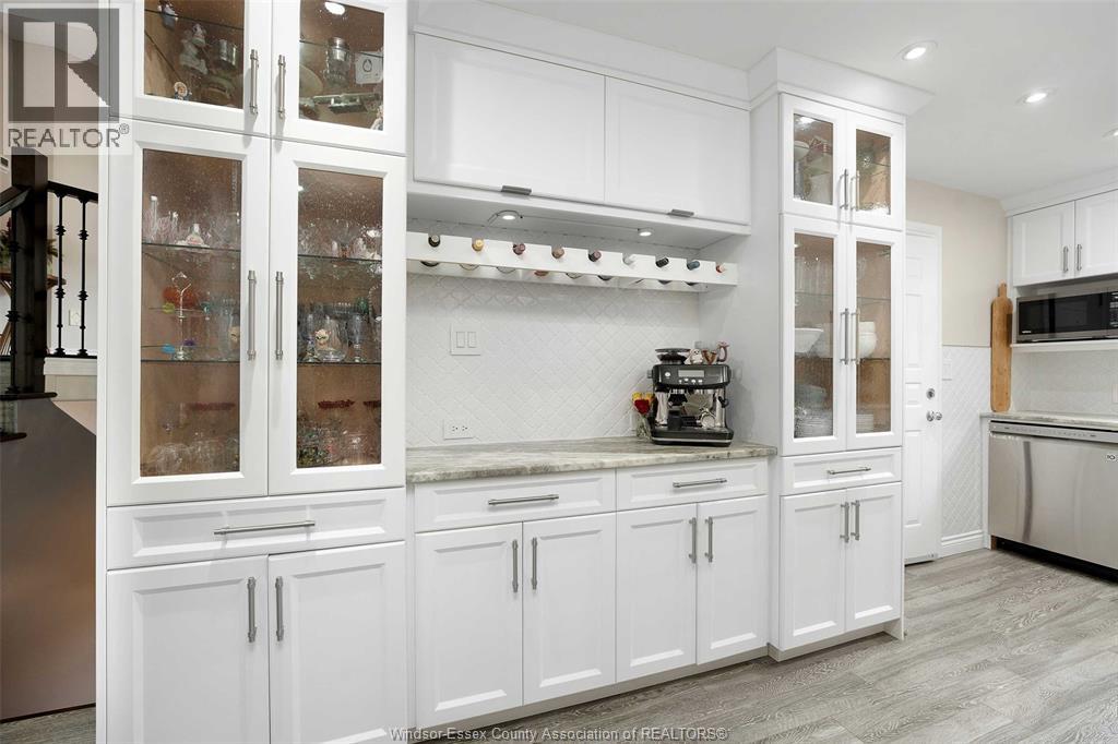 Photo 14 of 1828 Vicky Circle, Windsor ON