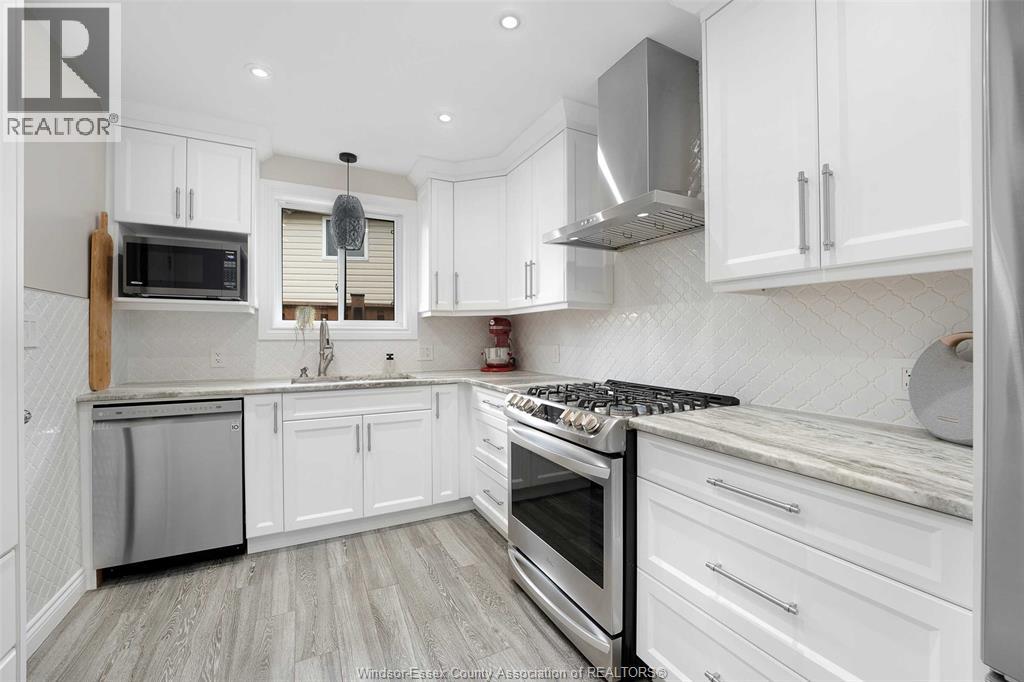 Photo 15 of 1828 Vicky Circle, Windsor ON