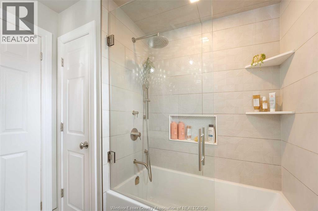 Photo 24 of 1828 Vicky Circle, Windsor ON