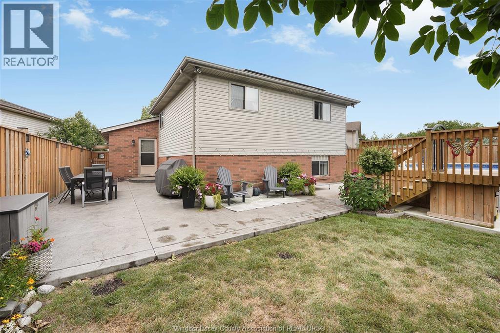 Photo 35 of 1828 Vicky Circle, Windsor ON