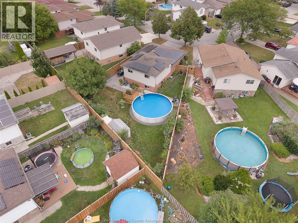 Photo 44 of 1828 Vicky Circle, Windsor ON