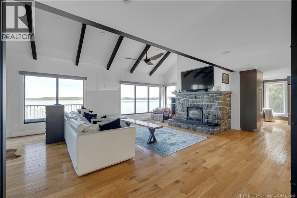 Photo 10 of 91 Woodside Drive, Saint John NB