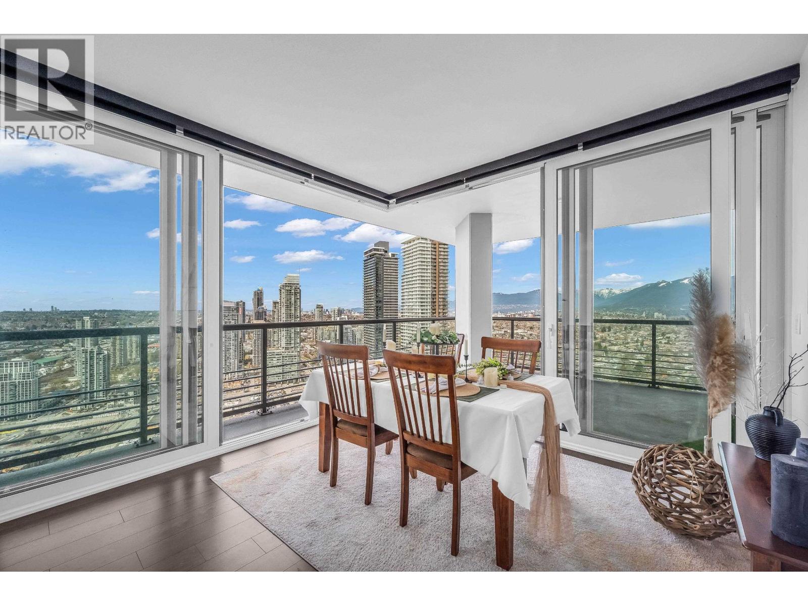 4202 4720 LOUGHEED HIGHWAY, Burnaby