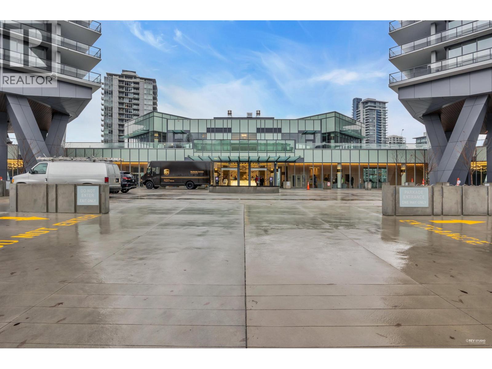 4202 4720 LOUGHEED HIGHWAY, Burnaby