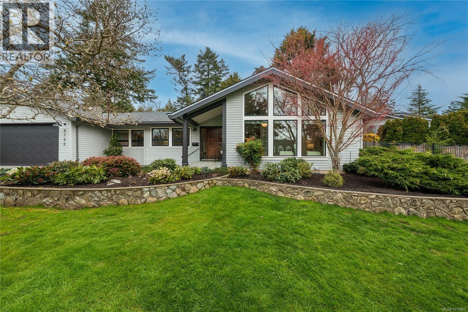  2780 Arbutus Road, Saanich