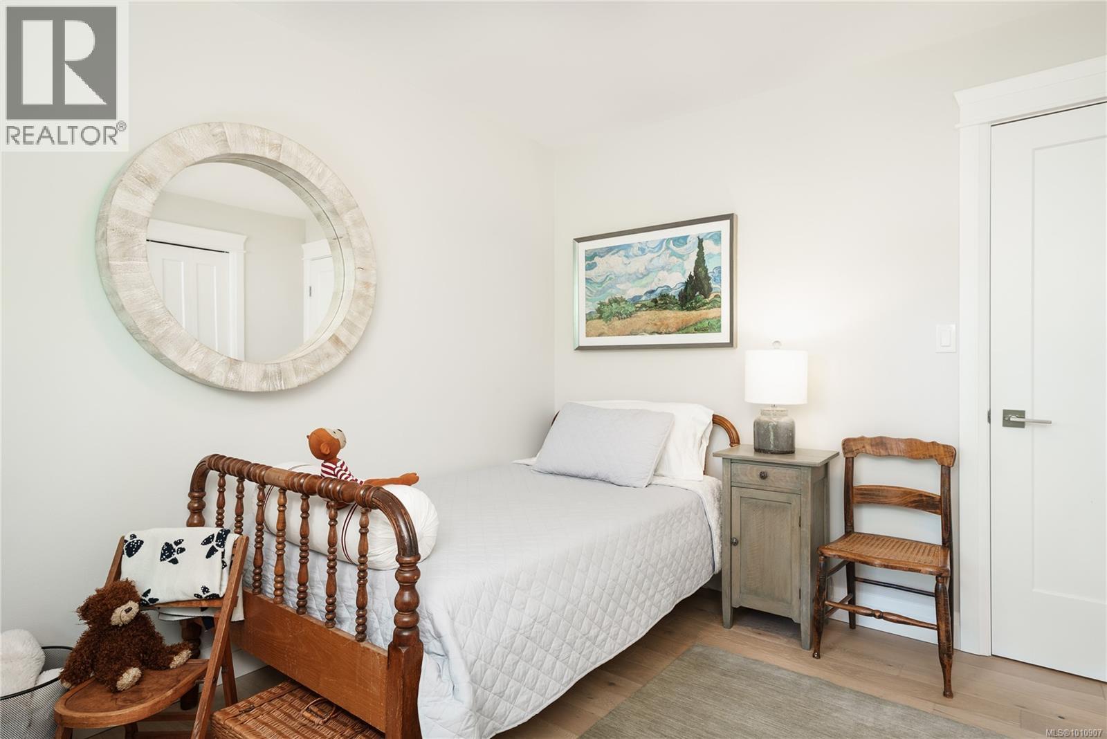  2780 Arbutus Road, Saanich