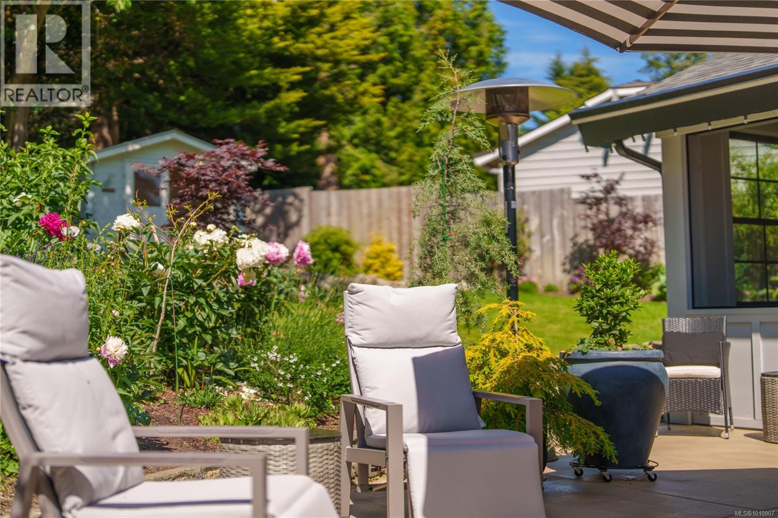  2780 Arbutus Road, Saanich