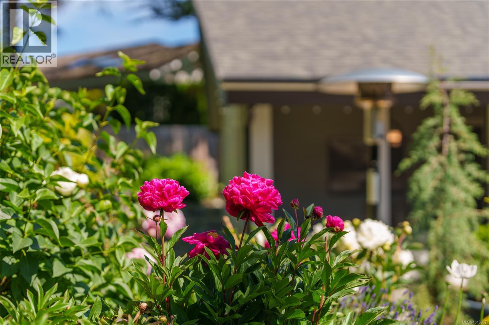  2780 Arbutus Road, Saanich