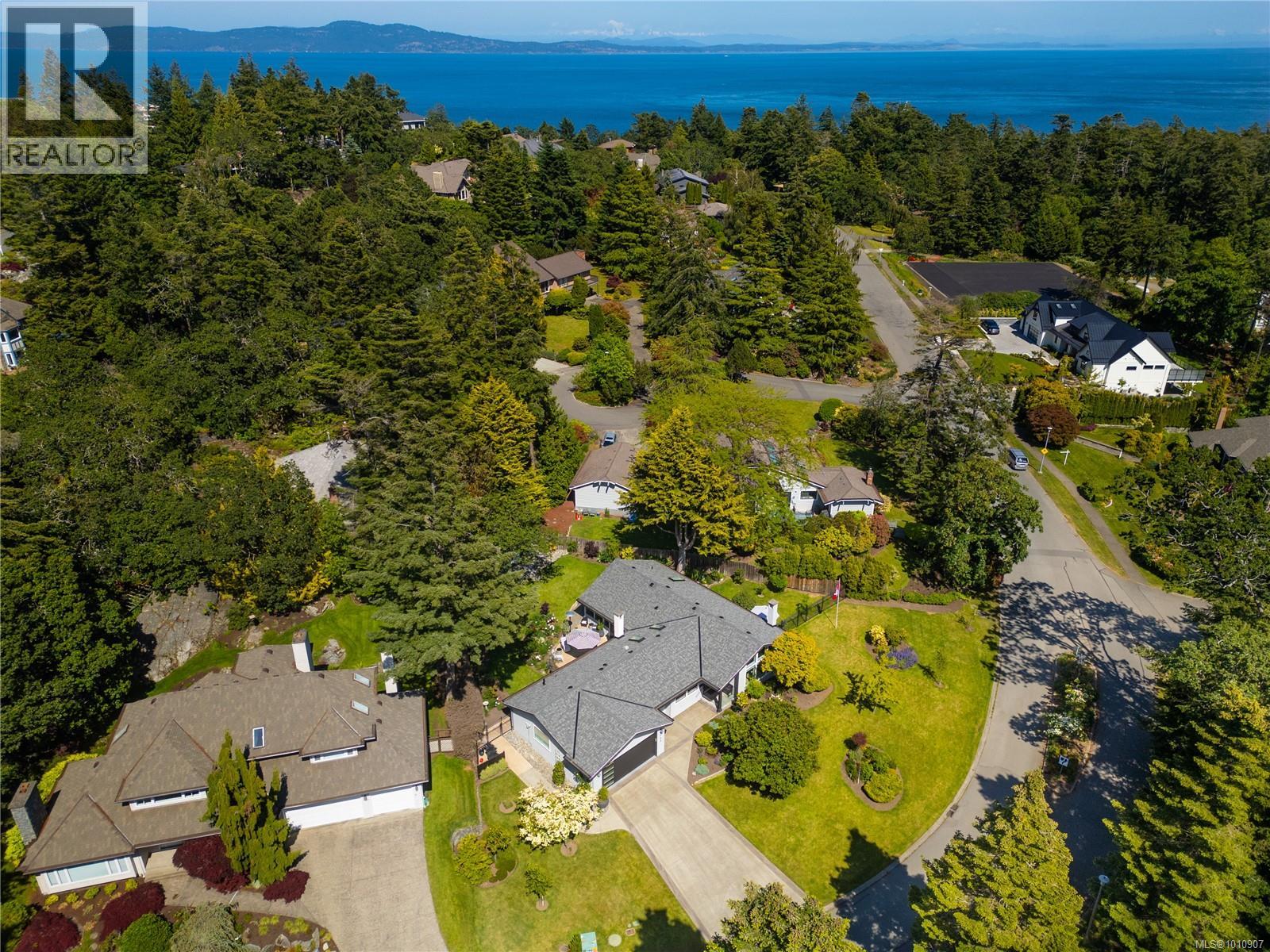  2780 Arbutus Road, Saanich