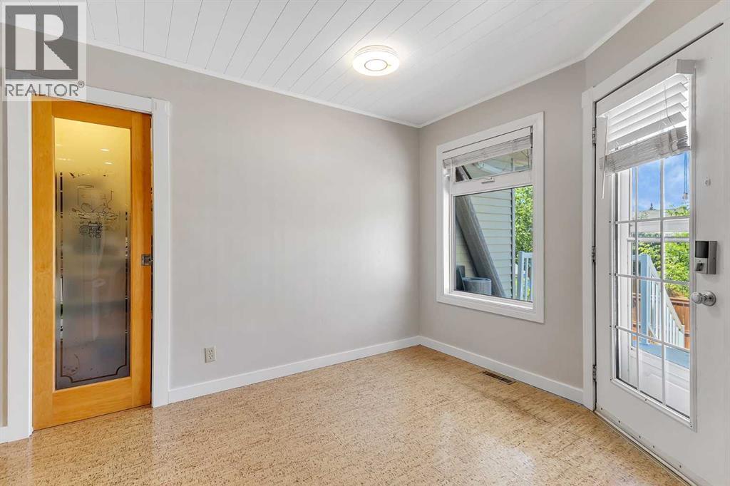 Photo 10 of 140 Sun Harbour Way Se, Calgary AB