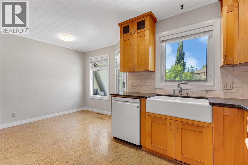 Photo 9 of 140 Sun Harbour Way Se, Calgary AB