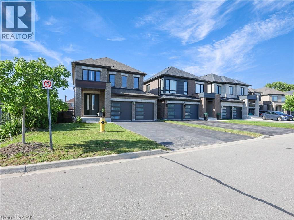 Photo 2 of 4 Slater Street, Cambridge ON