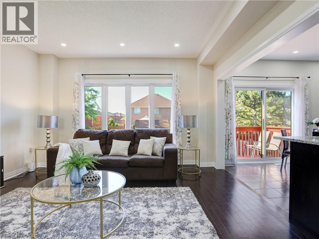 Photo 13 of 4 Slater Street, Cambridge ON