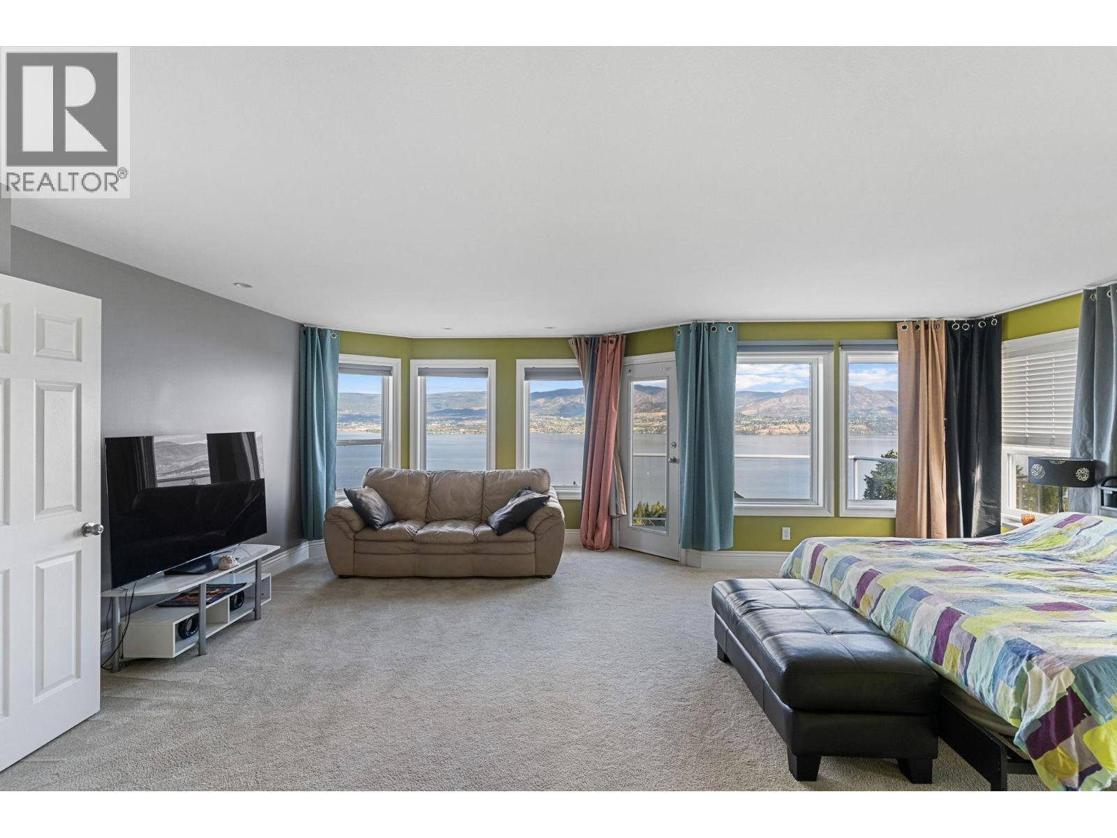  374 Quilchena Drive, Kelowna