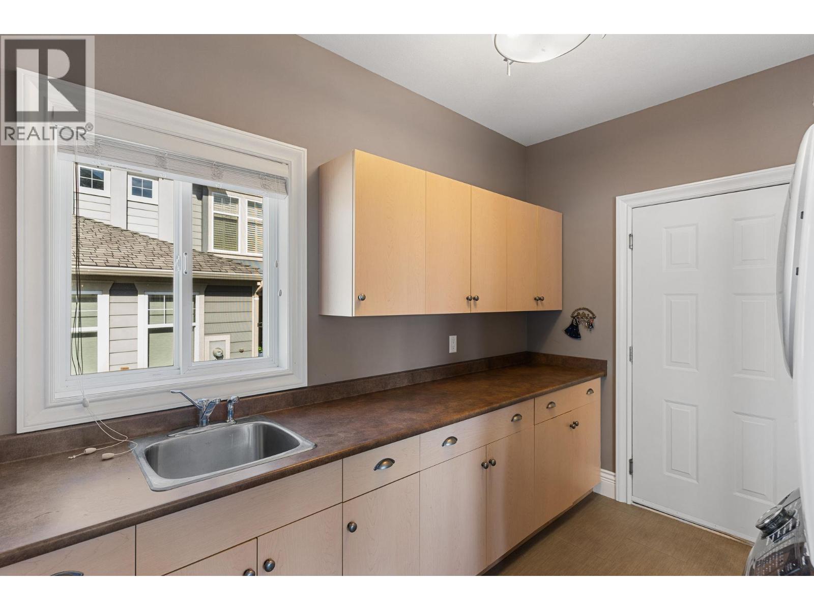  374 Quilchena Drive, Kelowna