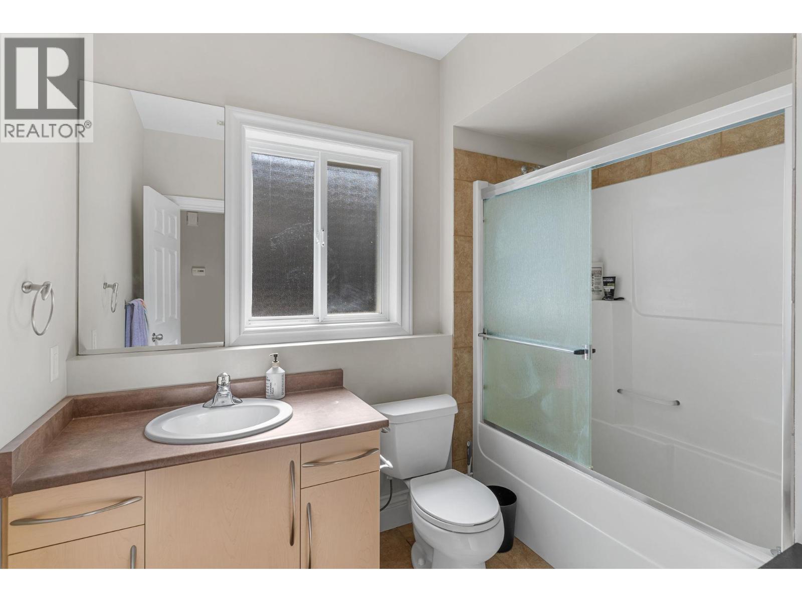  374 Quilchena Drive, Kelowna