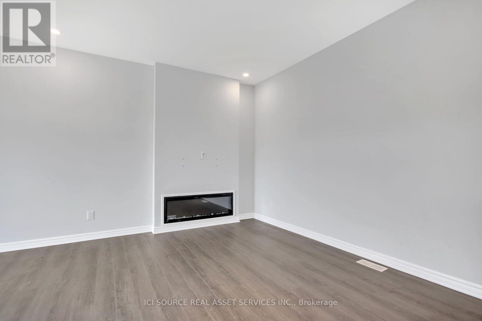 Photo 27 of 530 Rye Grass Way, Ottawa ON