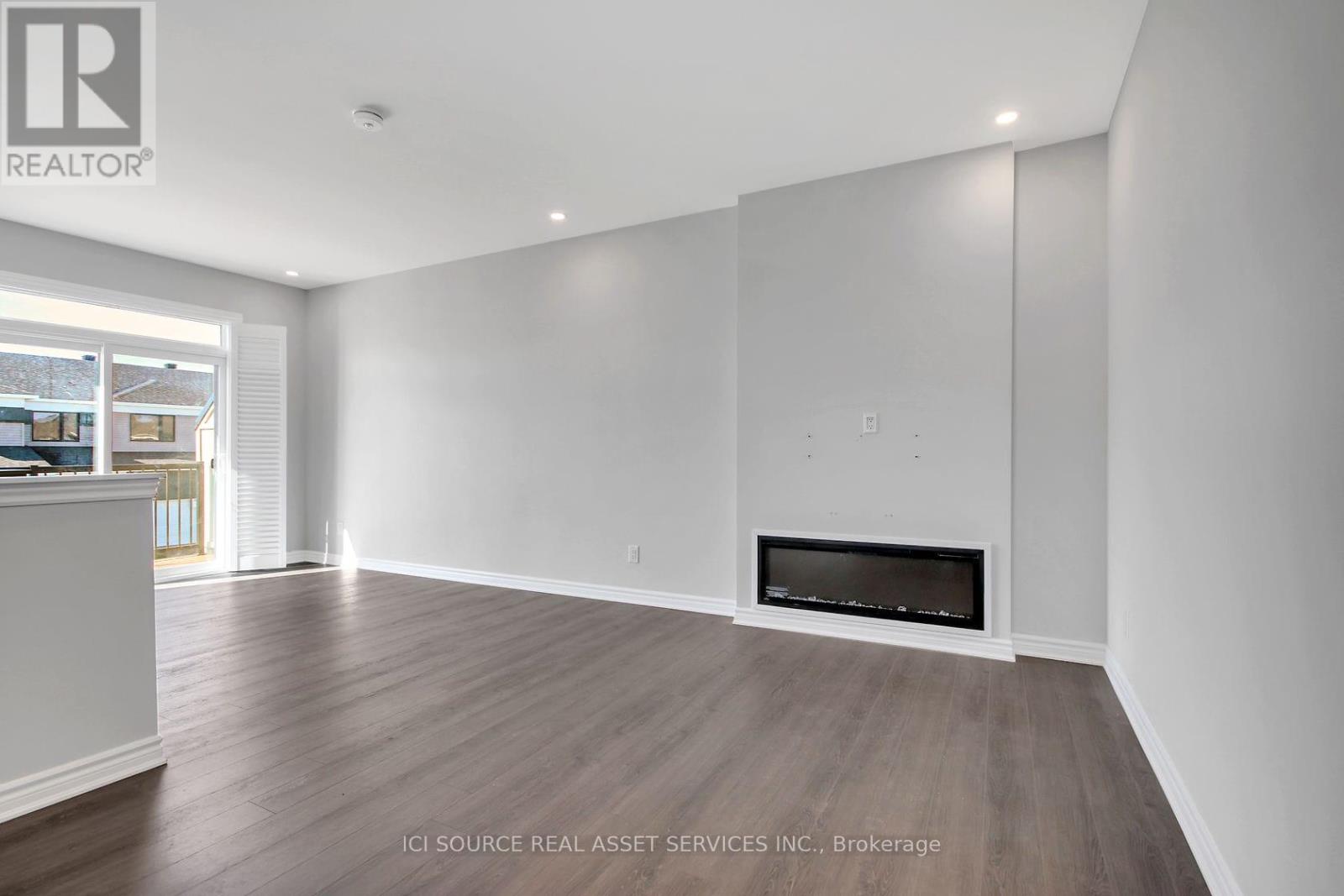 Photo 28 of 530 Rye Grass Way, Ottawa ON
