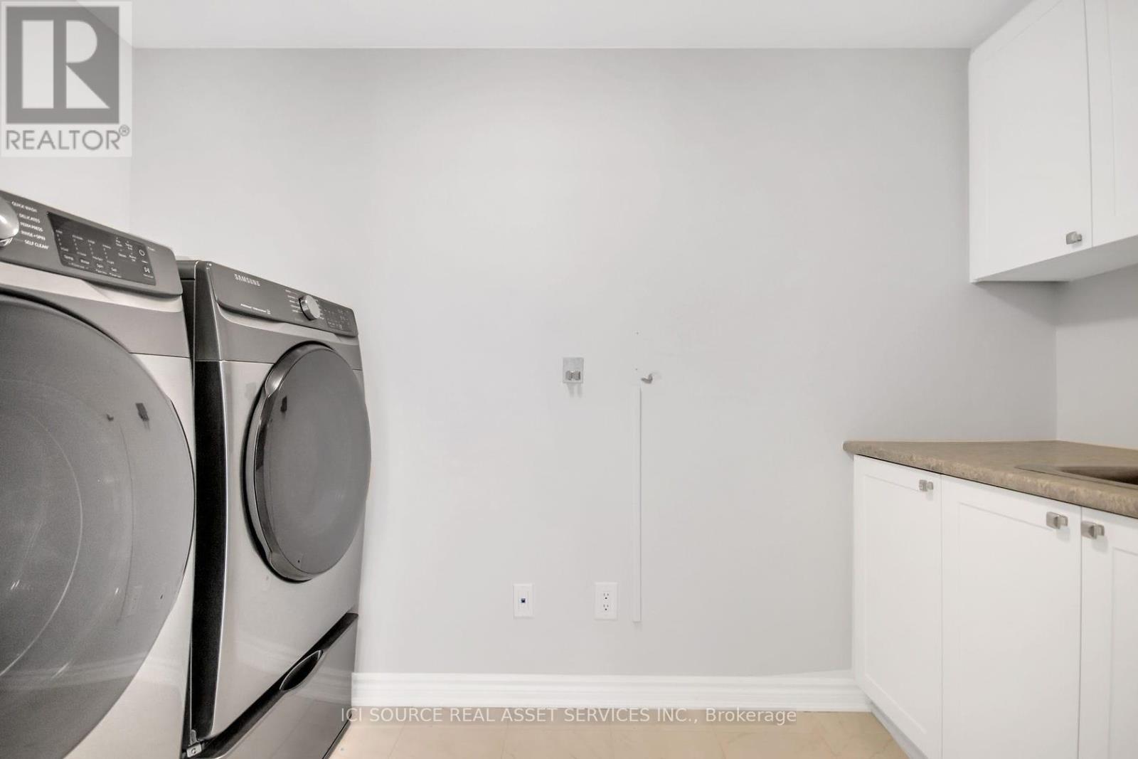 Photo 35 of 530 Rye Grass Way, Ottawa ON