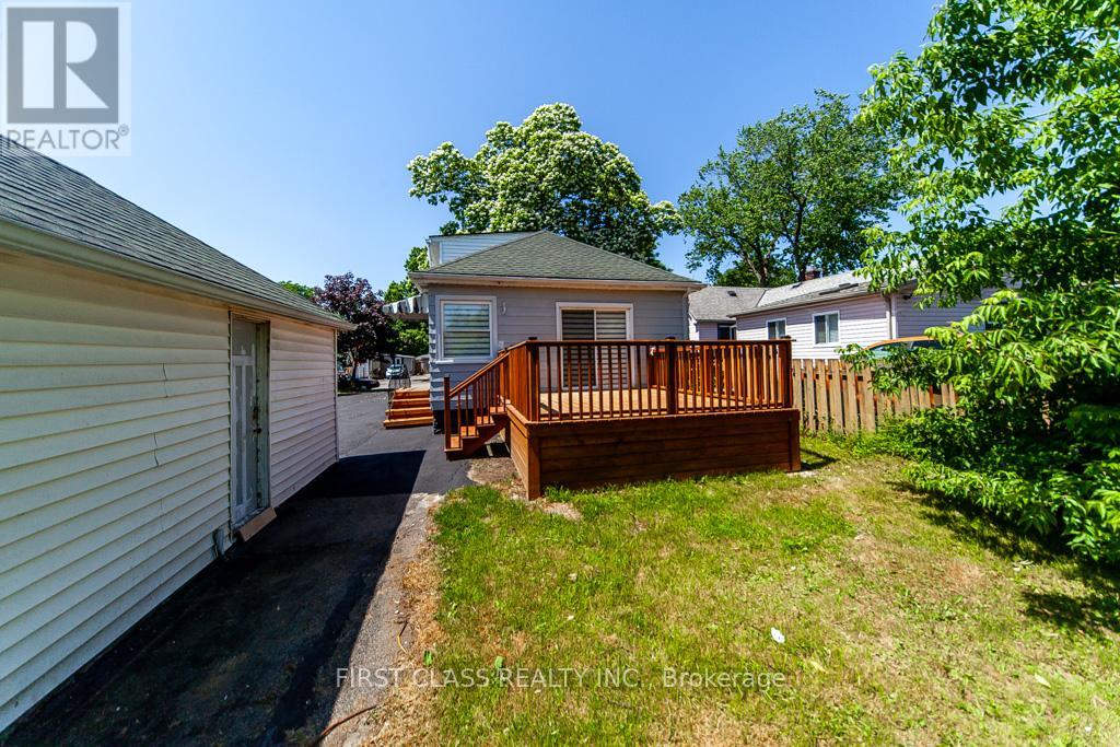Photo 24 of 7751 Thomas Street, Niagara Falls ON