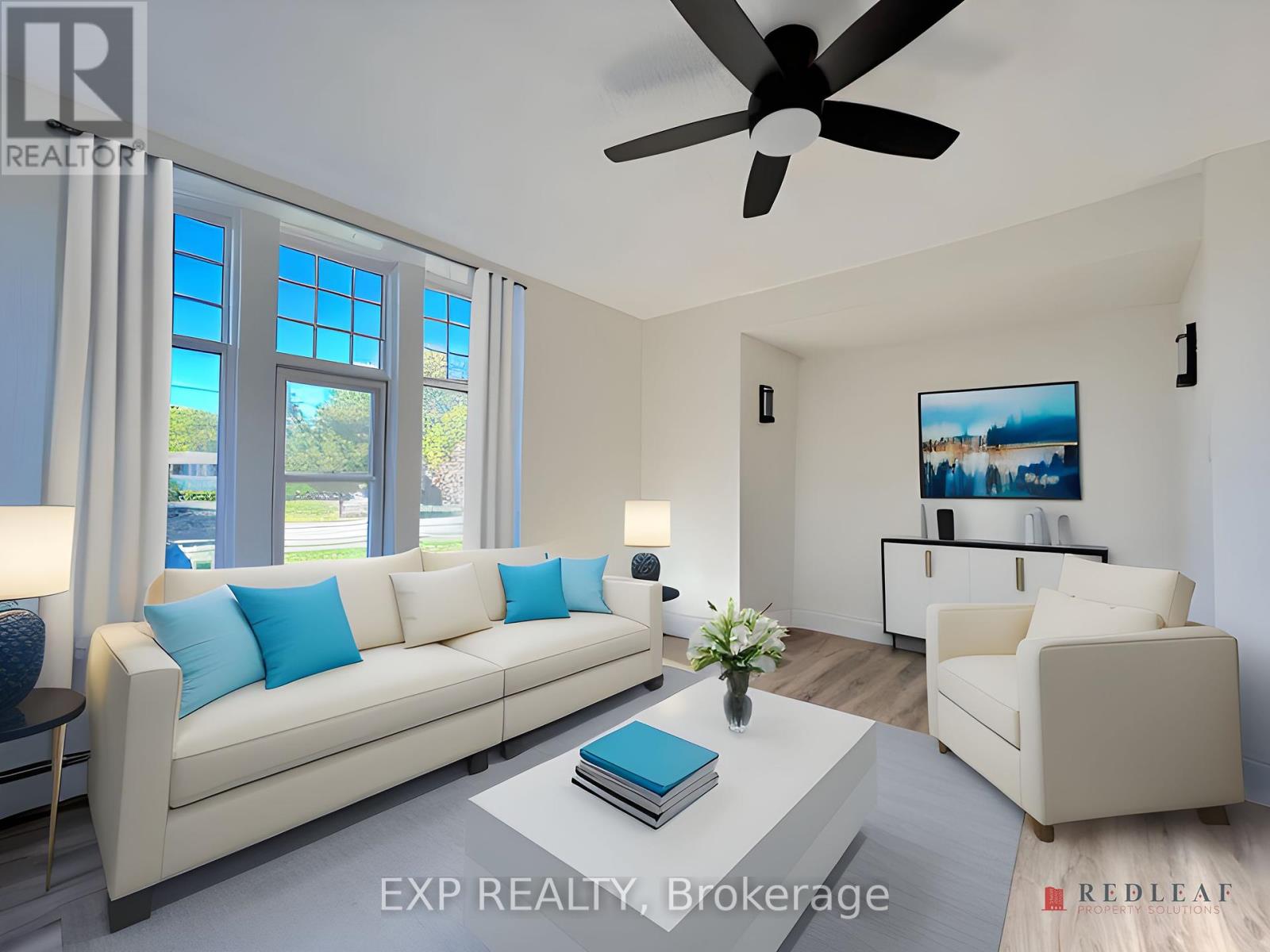 Photo 3 of 526 Fifty Road, Hamilton ON