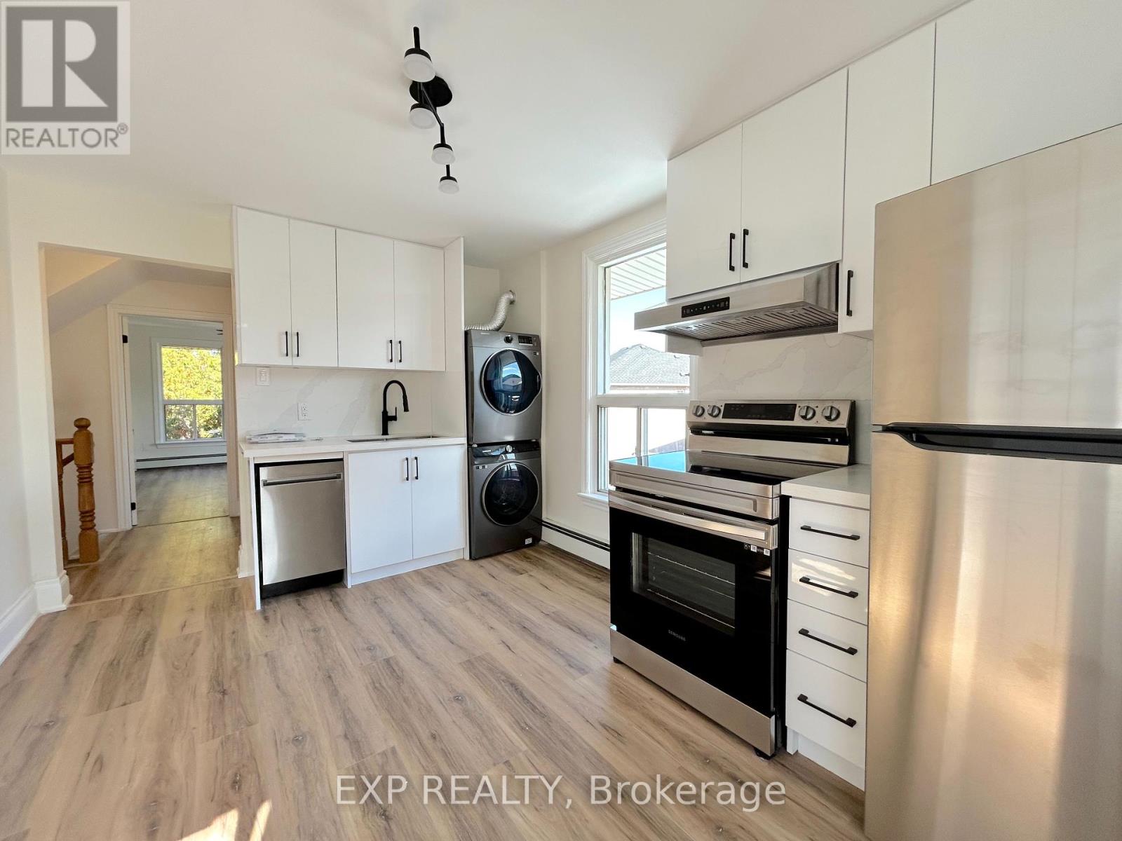 Photo 34 of 526 Fifty Road, Hamilton ON
