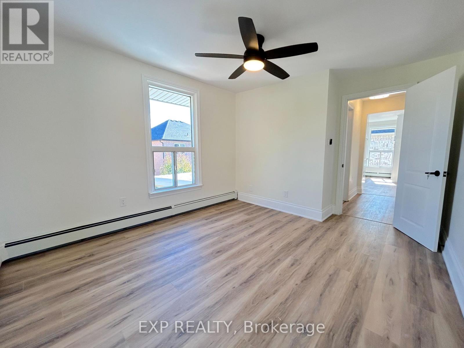 Photo 38 of 526 Fifty Road, Hamilton ON