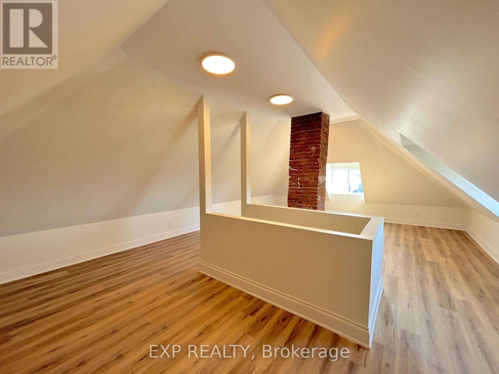 Photo 46 of 526 Fifty Road, Hamilton ON