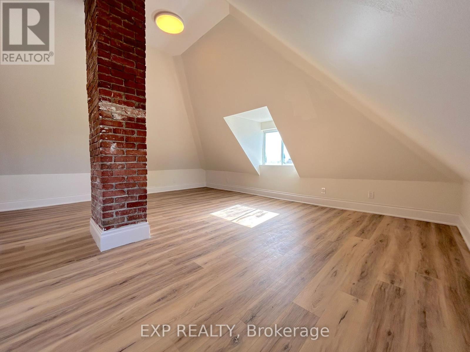 Photo 48 of 526 Fifty Road, Hamilton ON