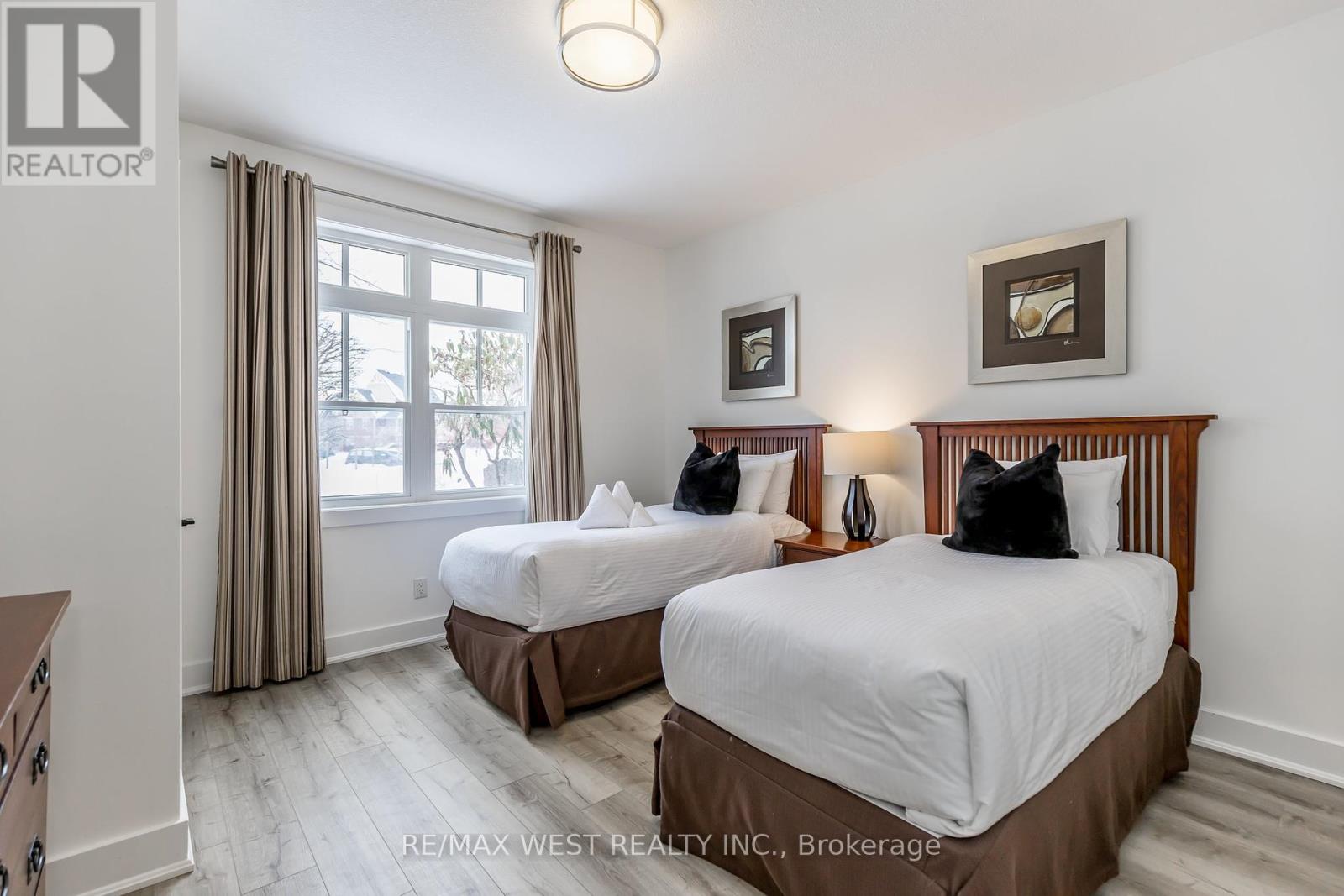 Photo 29 of 119 125 Fairway Court, Blue Mountains ON